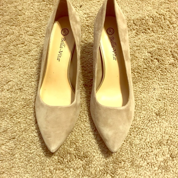 Bella vita nude/tan heels - Picture 1 of 6